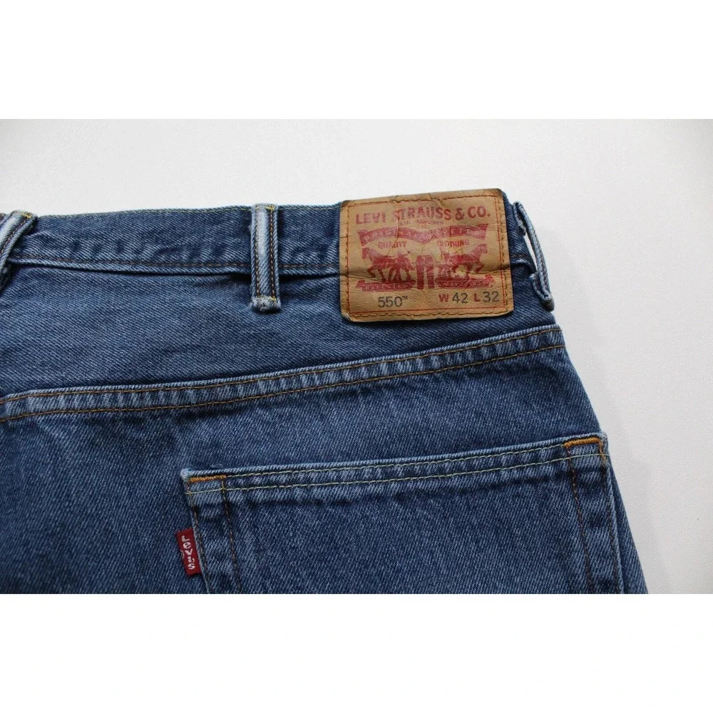Levi's 550 Men's Jeans Size 42x31 (Tag 42x32) Blue‎ Denim Relaxed Fit Levi Pants